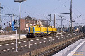 D33273 203 301_311thm