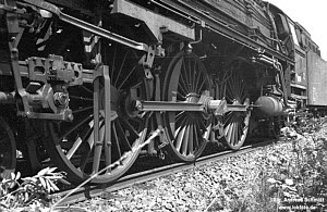 m1_07_6_63  Triebwerk 001 181thm